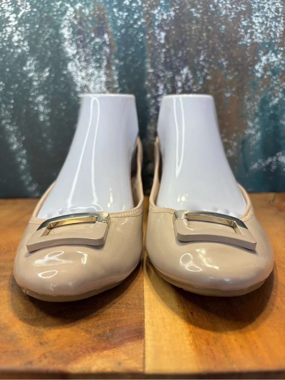 Bandolino comfortable versatile